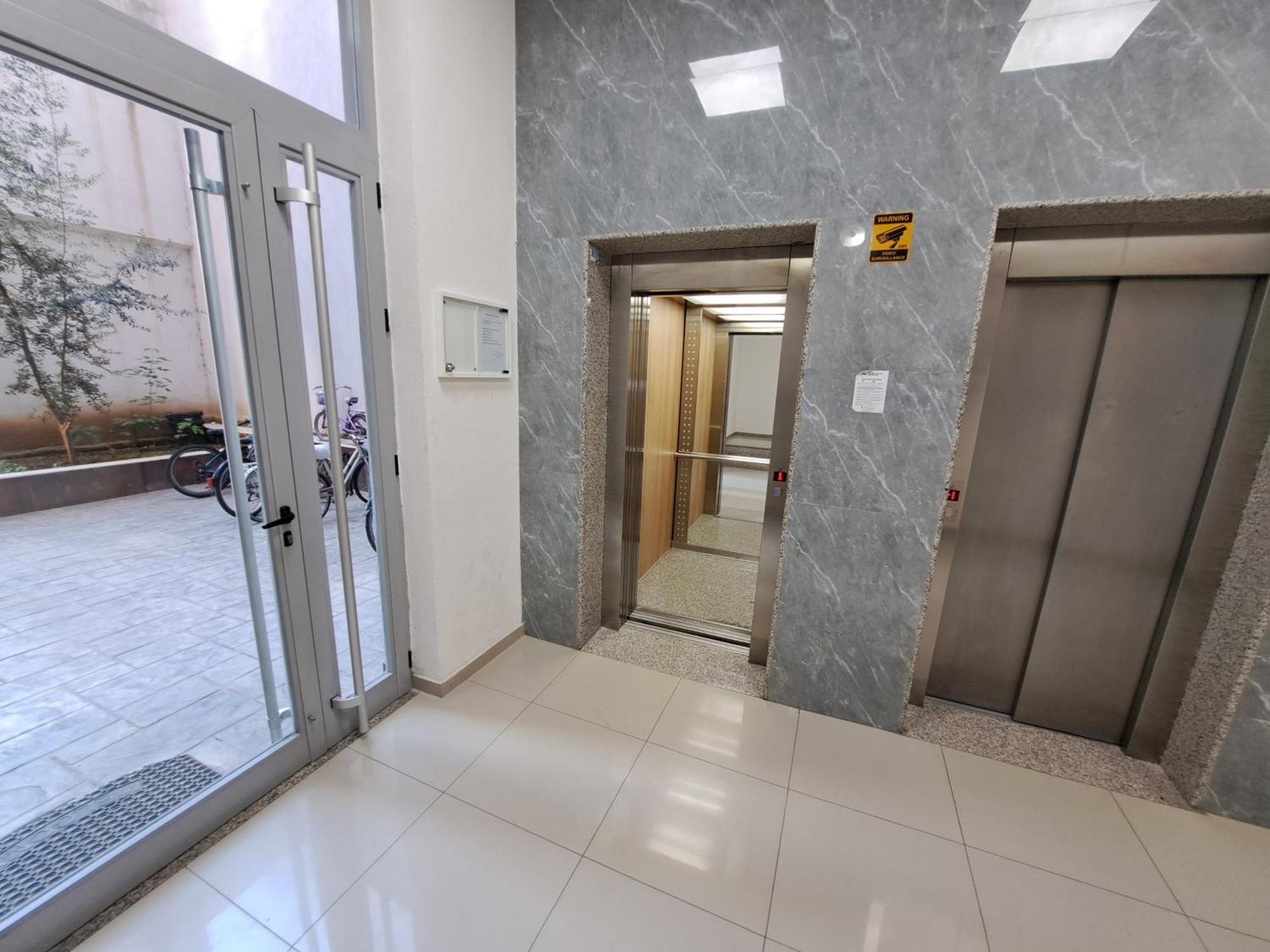 Pazari Luxury Central Apartment Tirana Exterior photo
