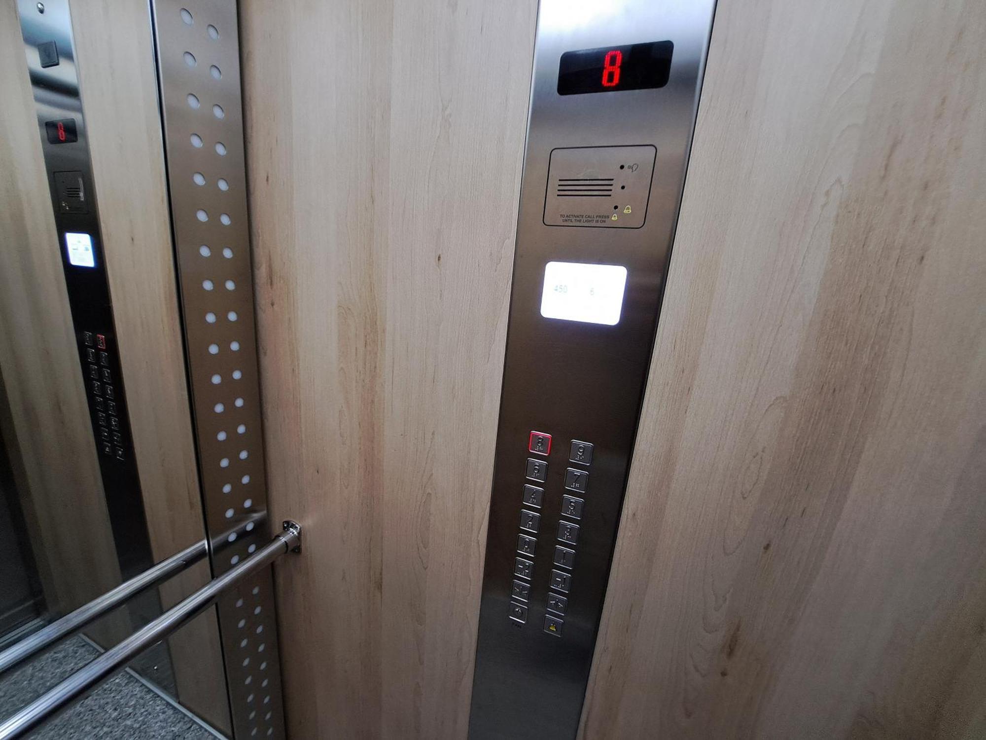 Pazari Luxury Central Apartment Tirana Exterior photo