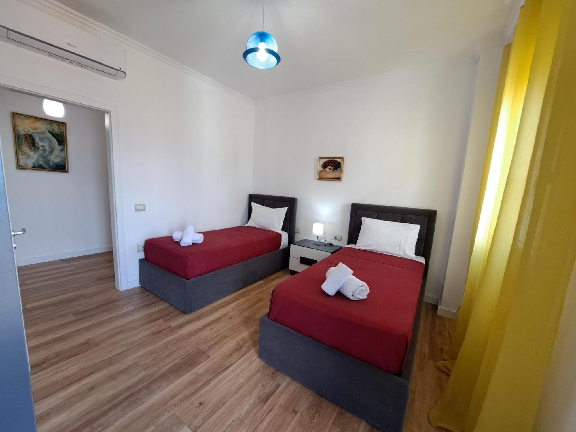Pazari Luxury Central Apartment Tirana Exterior photo